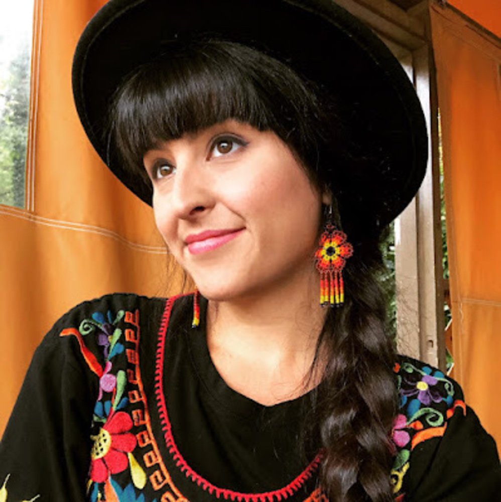 Meet your Posher, Nina